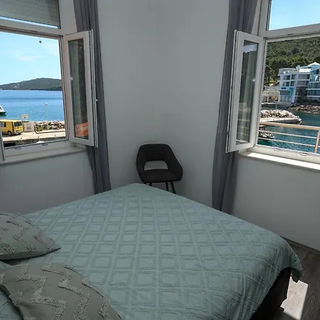 Exceptional Juniper, First Row To The Sea Apartment *