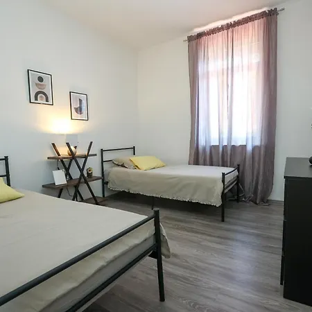 Apartment Exceptional Juniper, First Row To The Sea Bozava