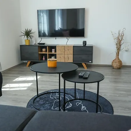 Exceptional Juniper, First Row To The Sea Apartament Božava