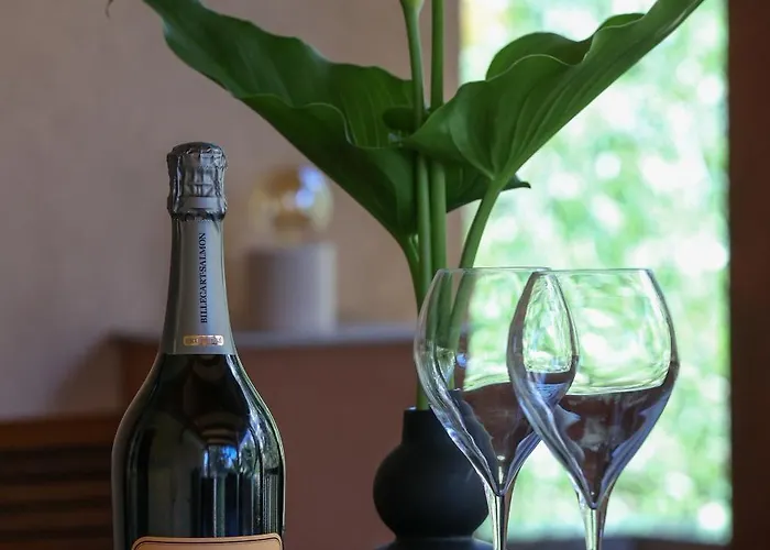 Exceptional Juniper, First Row To The Sea Apartament