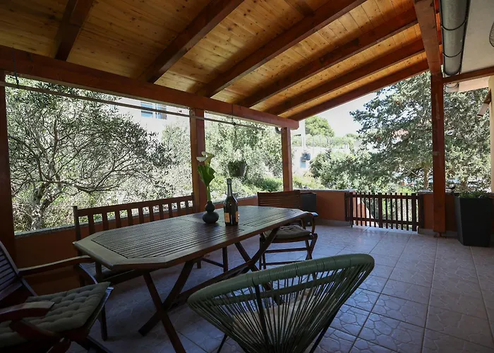 Exceptional Juniper, First Row To The Sea Apartament