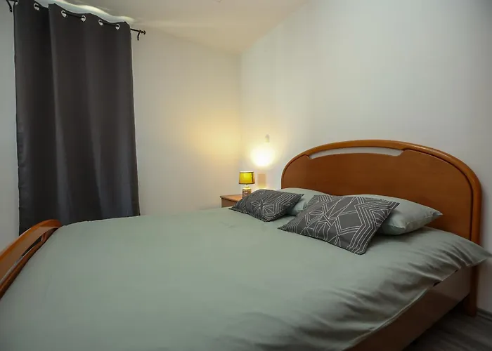 Exceptional Juniper, First Row To The Sea Apartament *