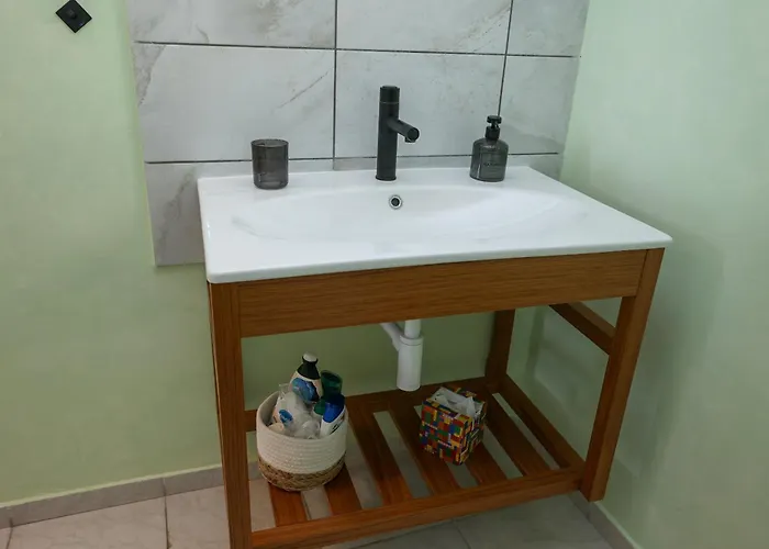 Exceptional Juniper, First Row To The Sea Apartament